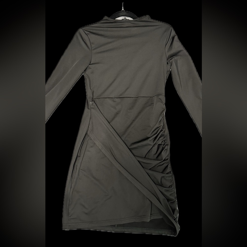 Elegant Black Long Sleeve Dress